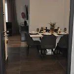 2-zi Wohn Neu Modern Appartement *